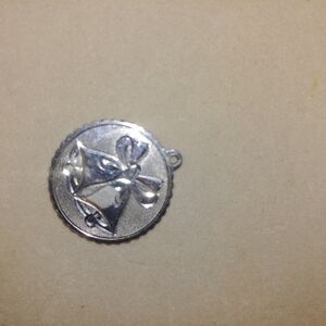 Silver Pendant with Bow Design